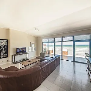  Apartment Surferscorner Self Catering South Africa
